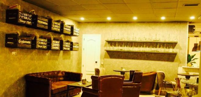 Pause Vintage Café