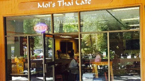 Moi's Thai Café