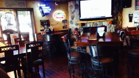 Dublin Sports Bar and Grill - lakeside