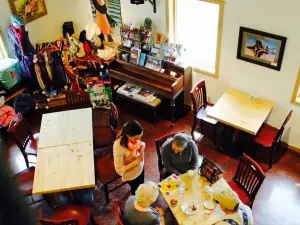 Farmstead Creamery & Cafe
