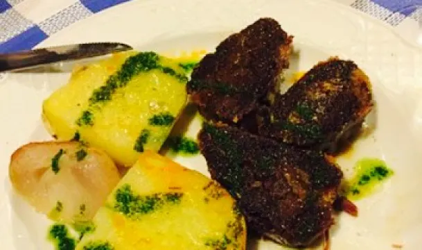 La Taverna Restaurant, Prat de Sant Pere 5 Besalu Giron province