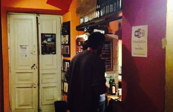 Poludnik Zero Cafe