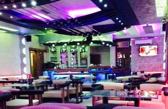 Lounge Bar Caffeteria Martini