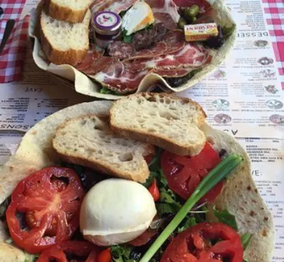 L'epicerie Du Village