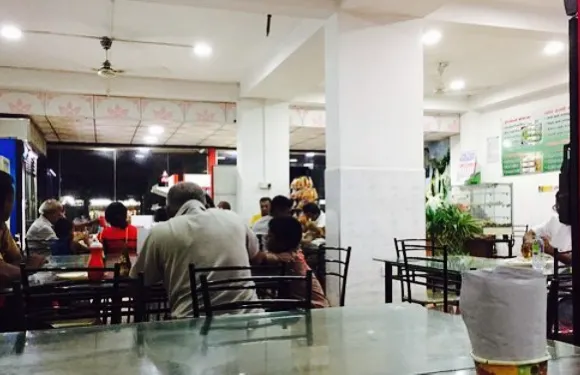 Nishadi Hotel and Chinese Restaurant