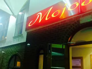 Mojo's Restaurant