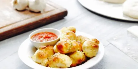 Johnnys New York Style Pizza