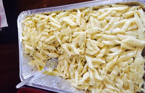 Genitti's Hole-In-The-Wall