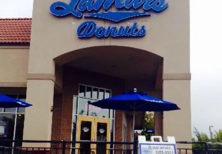 LaMar's Donuts