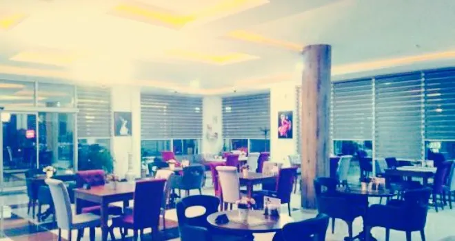 Gokcem Cafe & Bistro