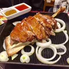 Xibeiyoumiancun (baiweinian) User Photo