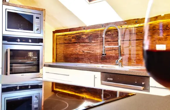 阿爾平木屋旅館