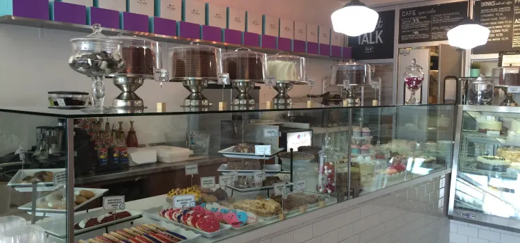 Dessert Gallery Bakery & Cafe