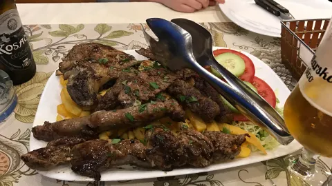 Restoran Hindin Han in Mostar