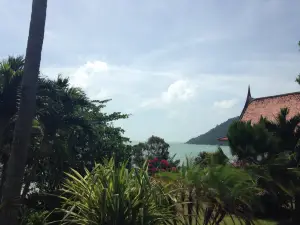 Khanom Hill Resort Restaurant