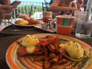 Las Vistas Cafe at Siete Mares Bay Inn