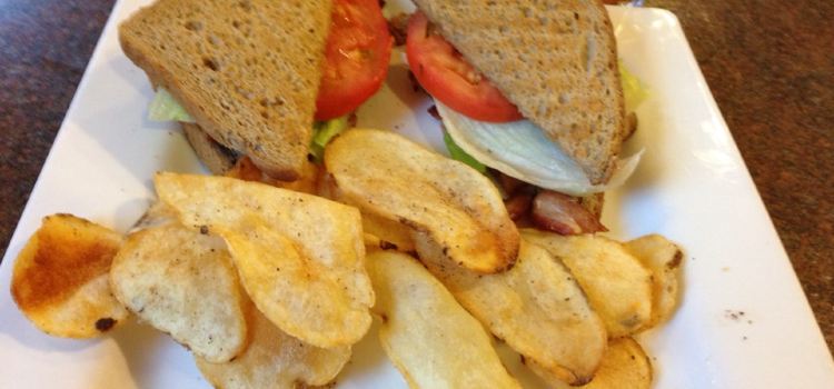 Matt's Lake Street Grill