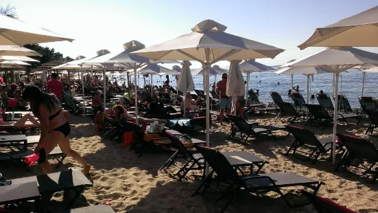 Yalla Beach Bar Restaurant