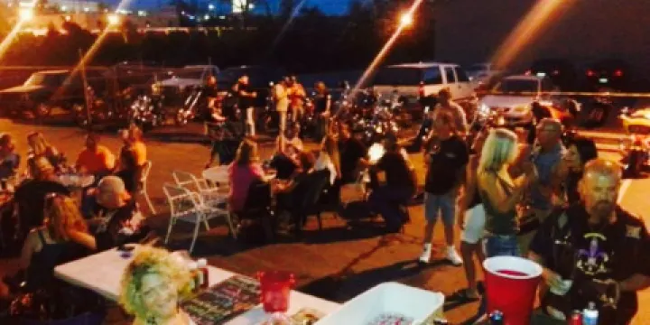 Hurricane Allie's Bar & Grill