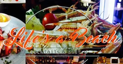 Life's a Beach Cocktails & Bistrobar in Podstrana