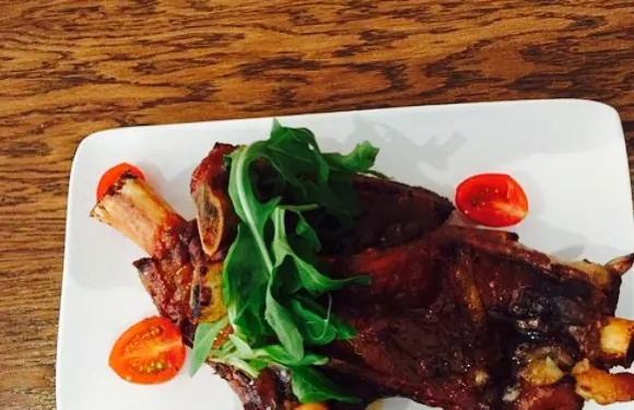 Oliver's Restaurant & Fagin's Wine Bar