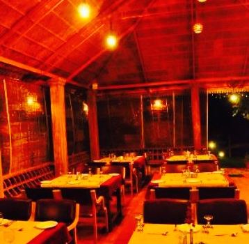 Munnar Birds Cafe