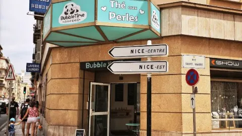 Bubble time in Nice