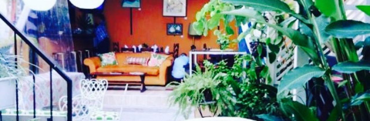 Syd's Cafe At Rebeccas Town House