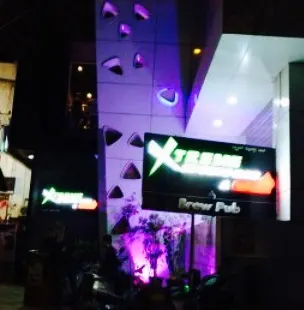 Xtreme Sports Bar and Grill