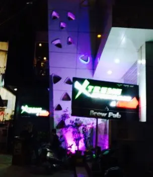 Xtreme Sports Bar and Grill