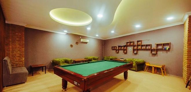 English Restaurant