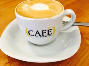 Cafe at Book-ish