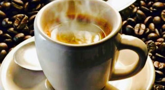 Roberto's Coffee Shop
