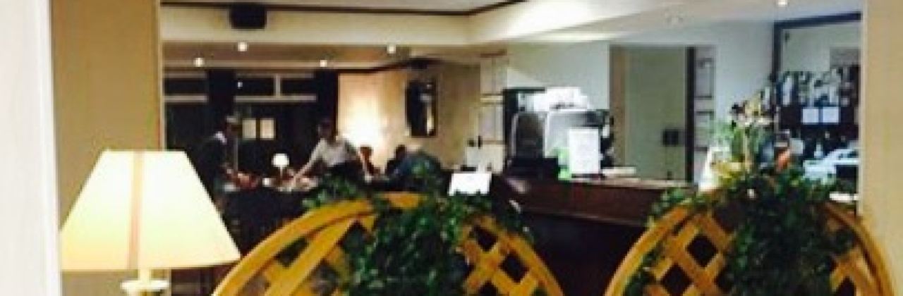 팁시 니퍼 레스토랑 & 파이프 공항