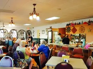 Lee's Family Restaurant