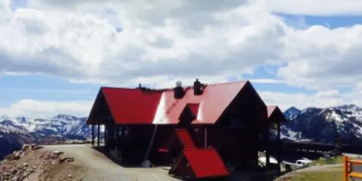 Eagle's Eye Restaurant - Kicking Horse Mountain Resort