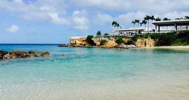 Half Shell Beach Bar