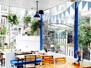 Santorini Cafe