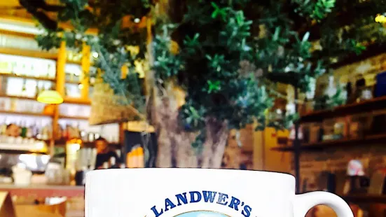 Landwer Nazareth Cafe & Restaurant