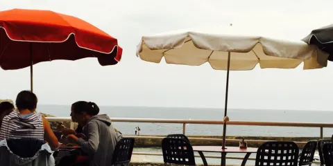 Cafe de La Plage
