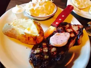 Henry's Restaurant