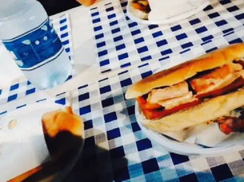 Chicken's Corner Di Tocco Giuseppe