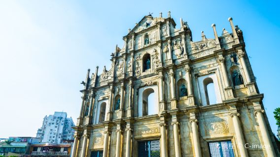 Traslados locales en Macao: servicio de traslado en coche (Taipa, Península, Aeropuerto de Macao, Terminal de ferris de Taipa, Terminal de ferris del Puerto Exterior, etc.)