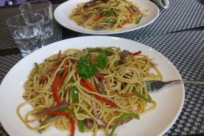 苏氏牛排(崇文小区店)