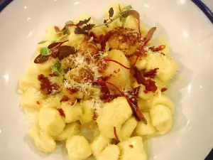 Bianco Kitchen