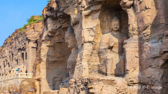 Datong Yungang Grottoes and Jinhua Palace National Mining Park Private Day Tour