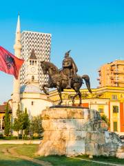 Skanderbeg Square