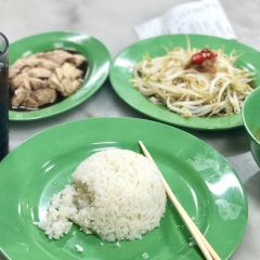 Yue Ping Bean Sprout Chicken User Photo