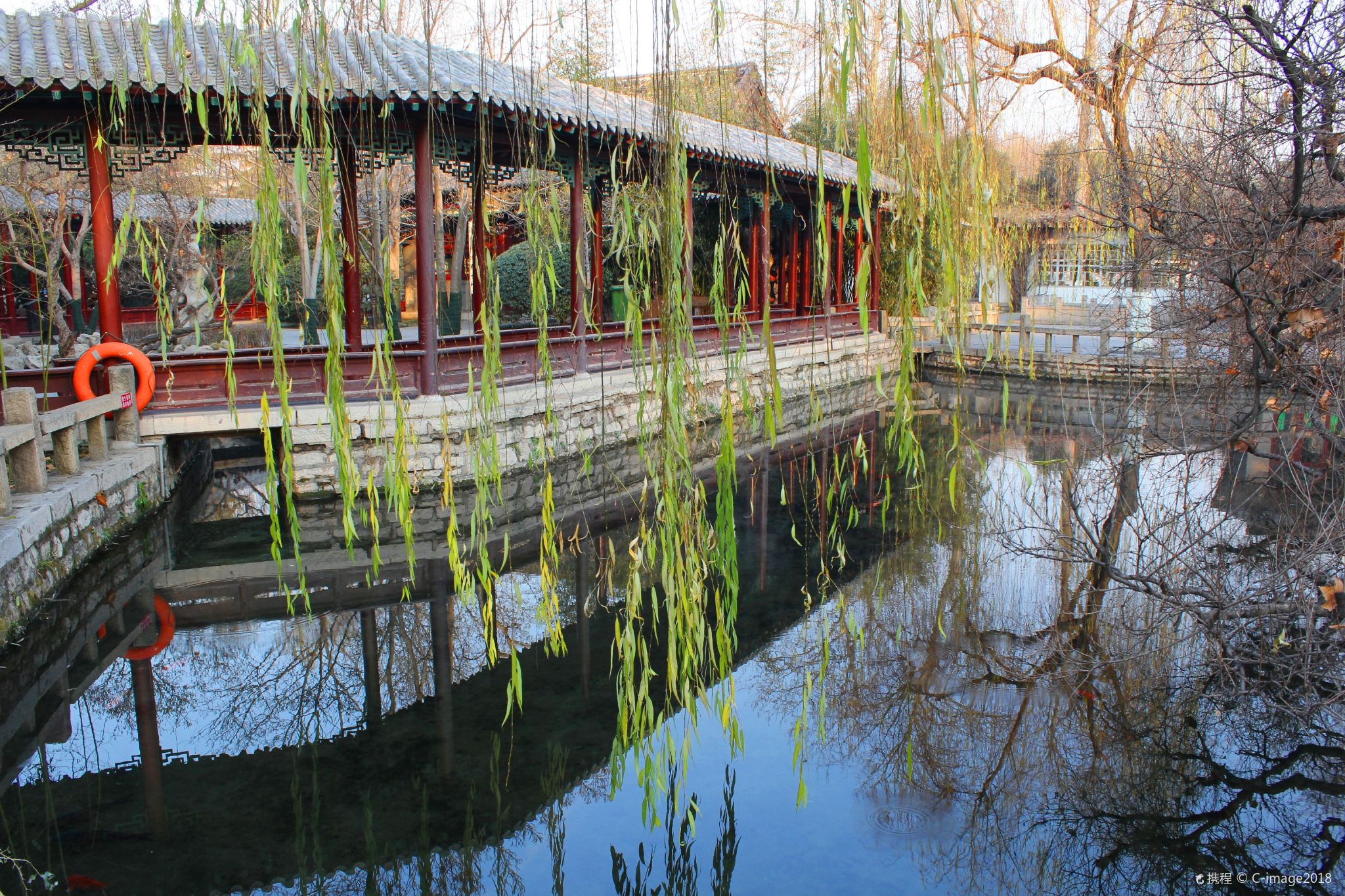 Jinan Day Tour : Baotu Spring,Daming Lake,Mt.Thousand Buddha(Optional Group Tour) 