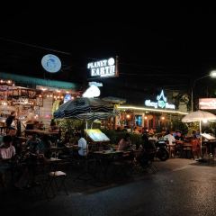 Planet Earth Bar & Restaurant User Photo